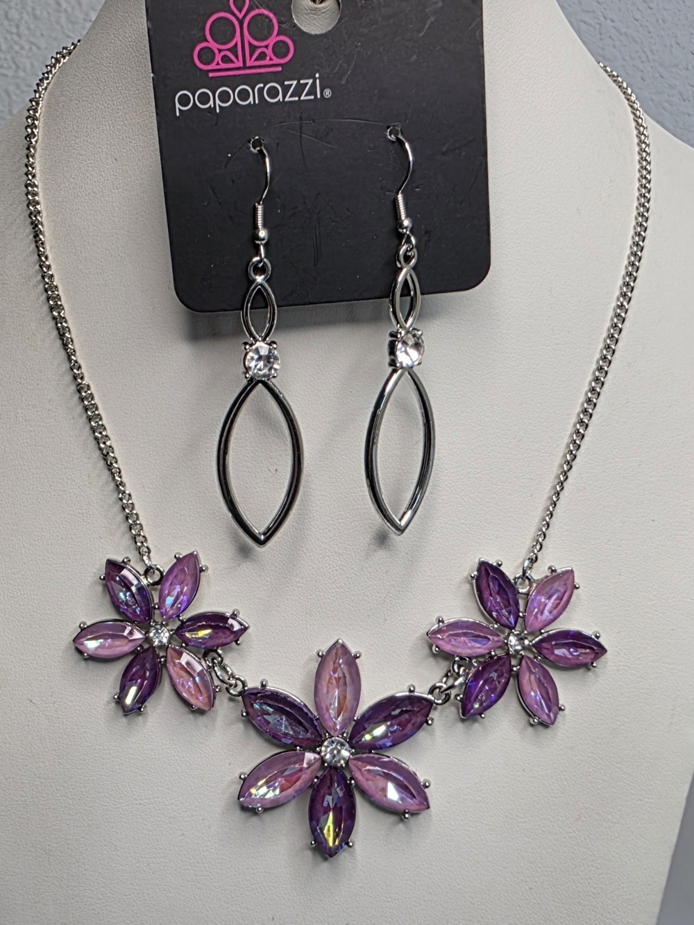 Paparazzi Necklace And Earrings ~ Meadow Muse - Purple
